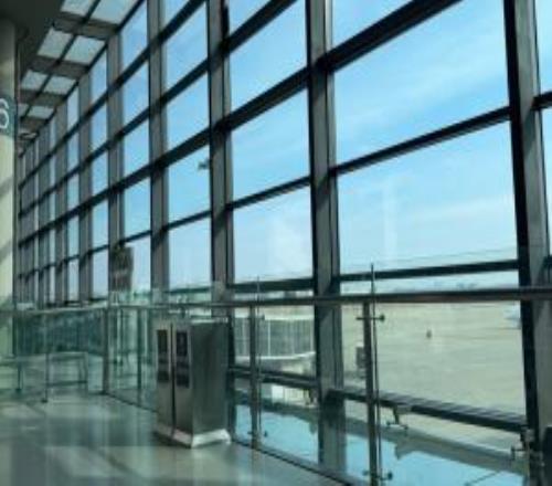 Bin哥更新个人社媒动态：人在机场，准备回家过年！