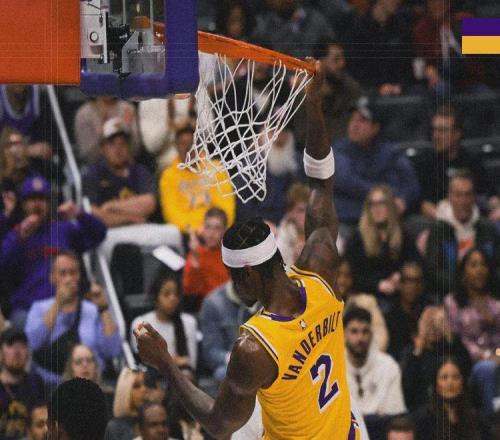 30+4+8！终结湖人9连胜！詹金斯打成詹姆斯