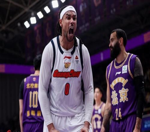 萨林杰离队朱芳雨承认引援，刘礼嘉约会广东女球员，林志杰退役