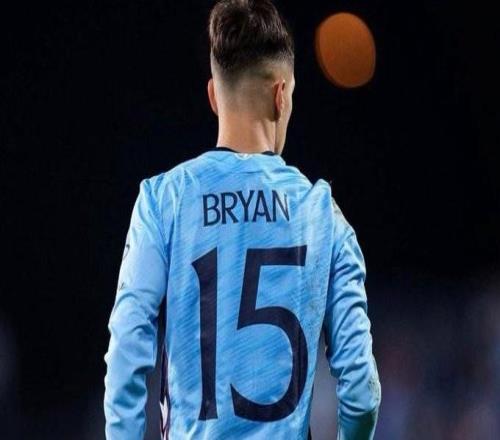 罗马诺：罗马与萨拉戈萨谈妥个人条款，目前正与拜仁直接谈判