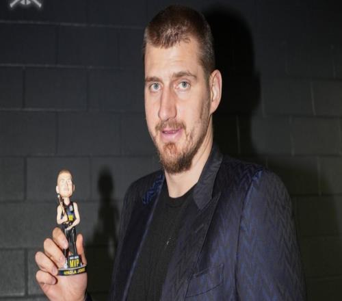 有一说一，NBA一直被黑人球员统治，但这5位白人要联手照样能夺冠