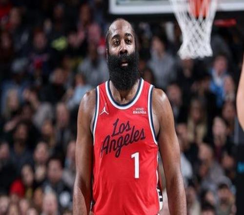 哈登生涯19场比赛出手少于15次轰30+！联盟历史后卫第一人