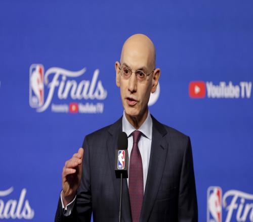 萧华：看不起直播可以看免费的集锦，NBA是一项“集锦运动”