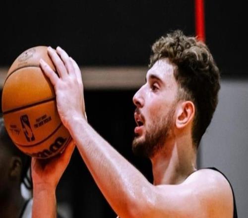 火箭险胜黄蜂！锋线搭档砍50+15+5，再中4记三分，申京低迷仍赢球