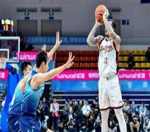 遭宁波双杀！网友吵成一片，浙迷替丁伟喊冤该下课的是另外一人