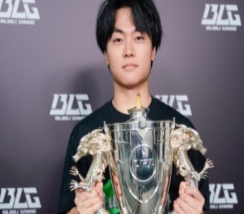 涵艺：疯P无论这个决赛北川赢没赢，第二阶段不是他来救火的