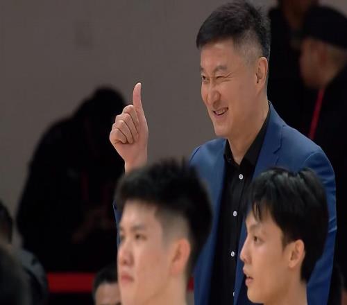 太适合广东队！辽宁“王牌内线”惨遭弃用，朱芳雨有望底薪捡漏