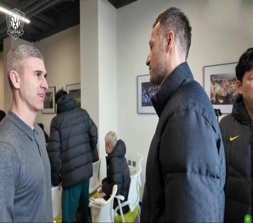 国安抵达曼谷蒙哥马利打造御林铁军！三镇引巴西悍腰郑龙当教练