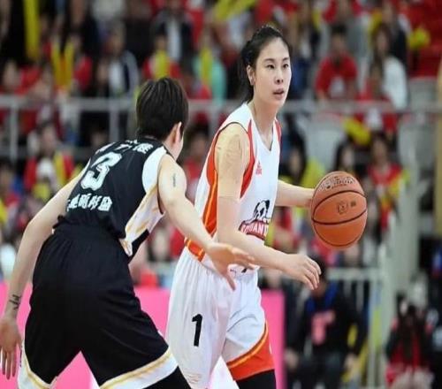 15分大逆转失败女篮霸主惨遭两连败：杨力维21分王思雨12+7