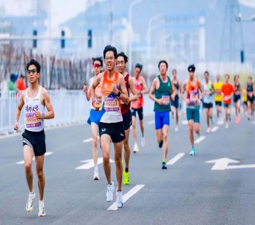 10公里精英赛门头沟站收官，新增高校组吸引300余名学子参赛
