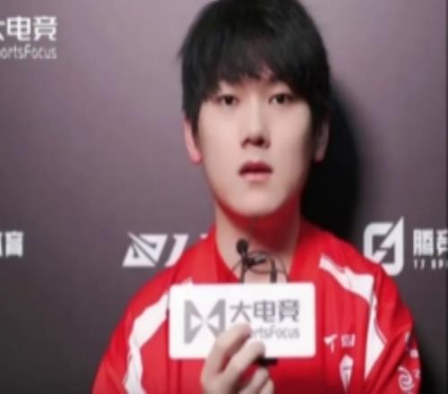 JKL：作为AD来说，最希望的就是重新把双排改回来