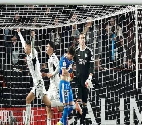 西媒：皇马跌入深渊！西乙球队送银河战舰史上耻辱一败