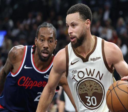 小卡24+12，快船险胜勇士！库里27+6，巴特勒失绝杀！科尔被驱逐