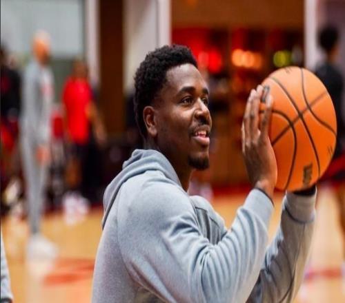 火箭不敌勇士，乌度卡再变阵！8人轮换打加时，4位替补同时遭弃用