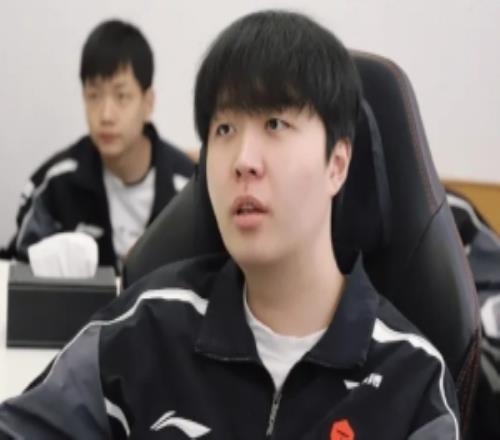 Kanavi经纪公司：KanaviZinieJDG交易传闻，我们和选手第一次听