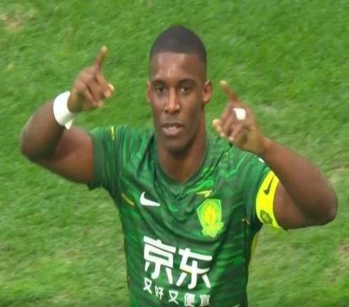 2场贡献6球1助攻+夺得金靴，法比奥当选中超11月最佳球员