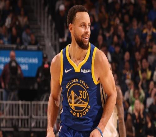 库里31+7+7勇士力克雄鹿字母哥空砍34+10+5巴特勒21分