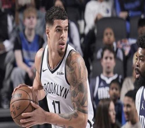 小波特成为历史首位连续4场得分30+且命中5+记三分的前锋