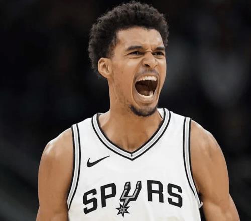 联盟第1！历史第1！文班亚马以退为进，他要做NBA新门面