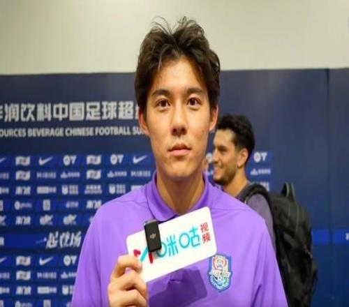 李嗣镕：我很期待在中超登场长得帅没给我造成压力