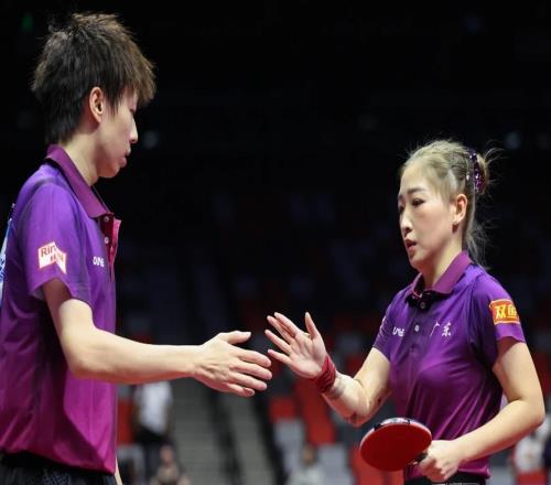 泪目！34岁国乒美女奥运冠军43逆转进决赛：又美又能打冲两连冠