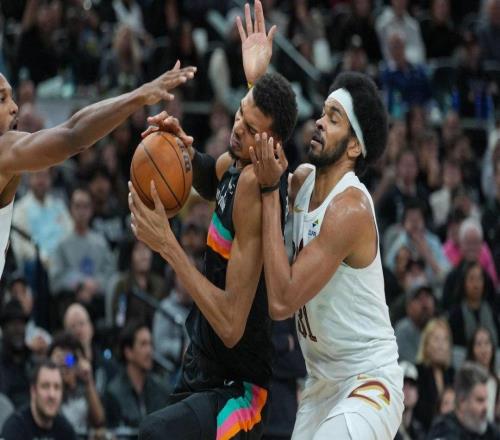 要冷静，马刺队文班亚马透露了主教练关于如何屏蔽外界干扰的建议