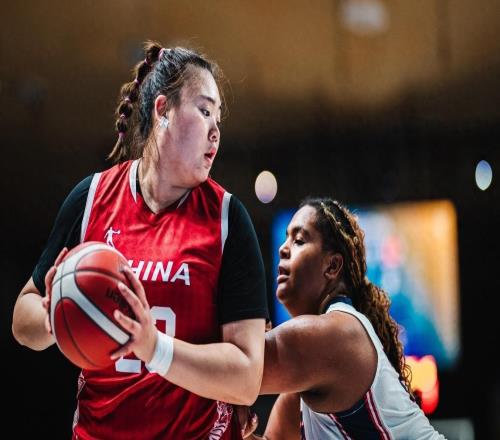 晚上9点官宣！中国女篮公布最新大名单：刘禹彤入选，杨舒予领衔