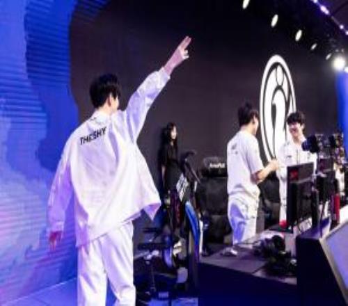 Reddit网友热议iG横扫BLG：BLG陷入信任危机了，后期决策让人恶心