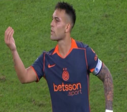 记者解读劳塔罗对孔蒂手势：你根本没种，只是在虚张声势