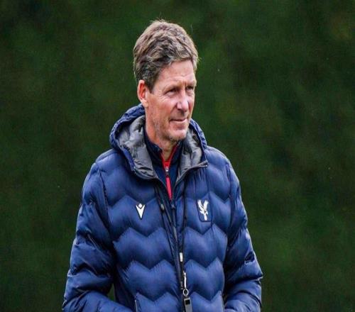 记者：热刺有意引入格拉斯纳，水晶宫希望热刺能支付补偿金