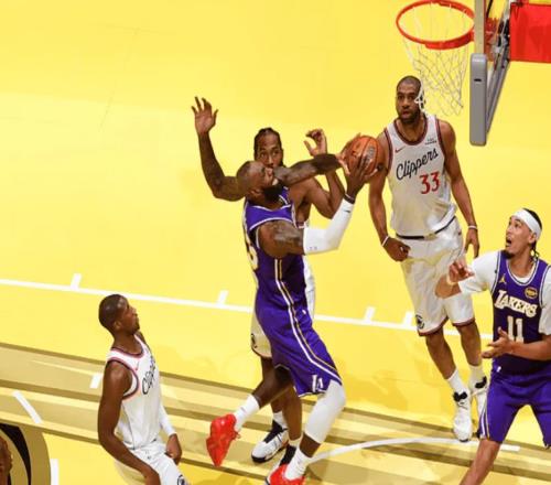 湖人晋级八强！詹姆斯创NBA第1神迹，哈登29+9，东契奇创5大纪录