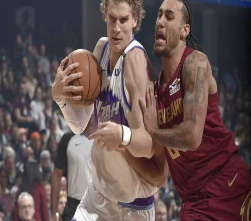 骑士单节轰4020仍爆冷输爵士乔治32+9本季10次30+比肩米切尔