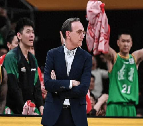 爆砍37+9，辽宁双子星打疯了！2连胜升至第11位，季后赛暂时稳了