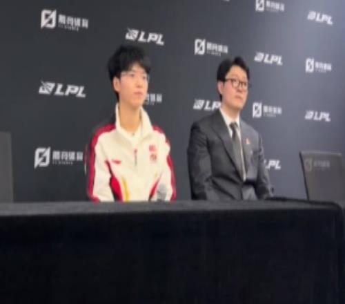 Zika：369一直以来都是我学习的榜样，他打的很好