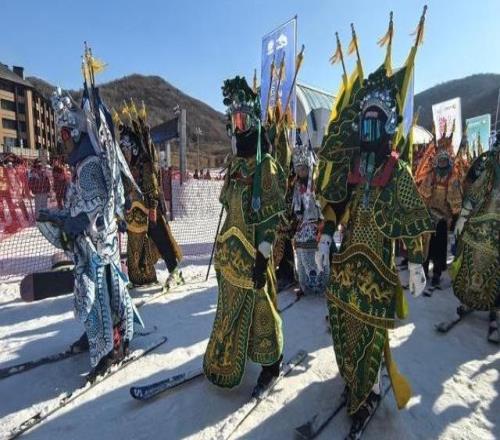 吉林省新雪季正式开板，长春通化等多地滑雪场同步推出新玩法