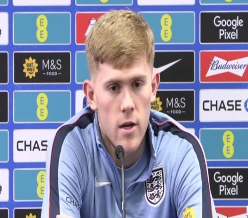 霍尔：重回英格兰队很兴奋，想证明自己配得上留在这支球队里