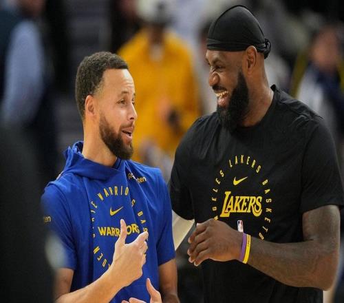 NBA传闻：勇士队“多次”致电湖人队，商讨勒布朗詹姆斯的交易