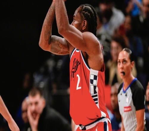 5战狂轰202分！又一球星疯狂爆发，全明星替补该有他一个席位