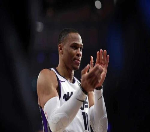 升东部第三！尼克斯送国王6连败德罗赞34分布伦森28分