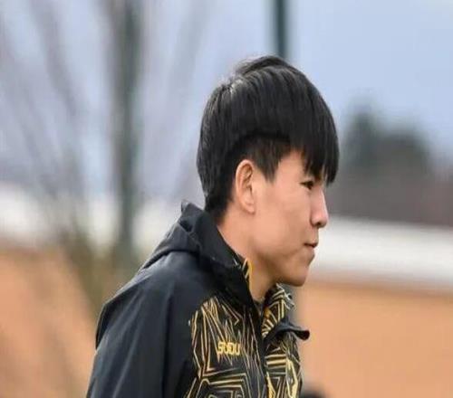 “首秀”踢满90分钟，徐彬留洋起跑不错