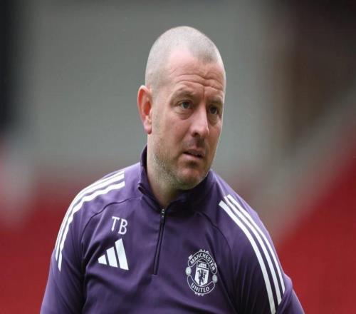 天空体育：曼联U21主帅宾尼恩将加入弗莱彻的教练组