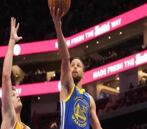 库里26+4米勒33分勇士客场力克黄蜂