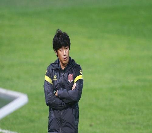 蓉城和教练徐正源分数是正确的思路，这球队到了需要更新换代阶段