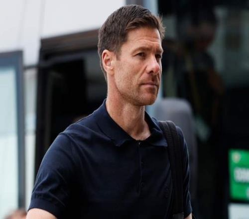 TA：为什么阿隆索镇不住皇马球员都是老板佛爷都要让步