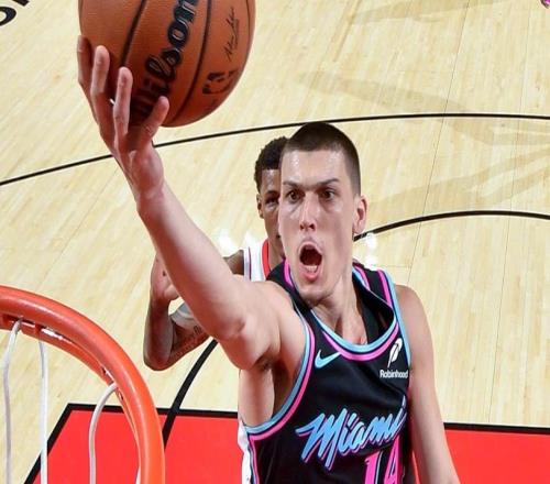 阿门绝杀！杜兰特27分超乔丹，得分进历史前五！火箭赢球也存隐患