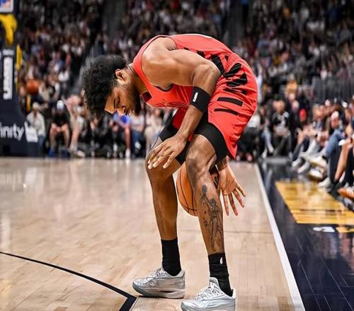 真是一点进步都没有啊！开拓者后场新星的表现依然相当惨不忍睹