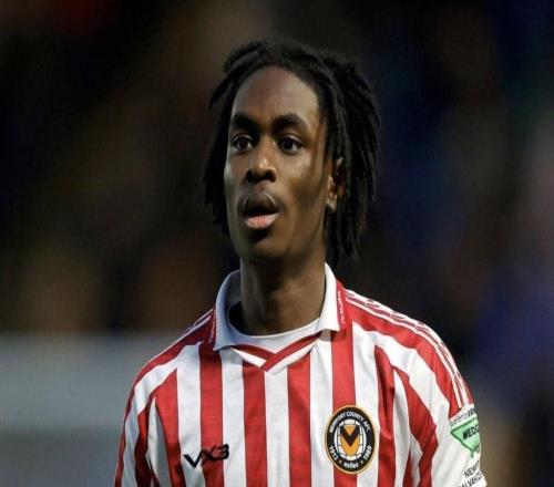 英媒：曼联从英乙召回外租后卫阿尔乔弗里，哈里森也即将归队