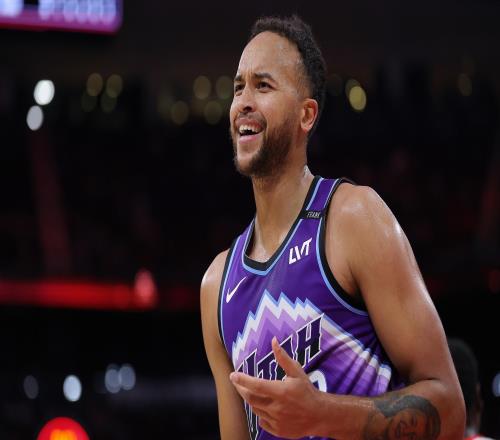 李凯尔：杨瀚森的技术让我想起约基奇，他正在适应要保持耐心