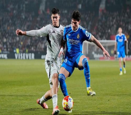 国王杯被乙级队淘汰，这一回没人再为皇马说话