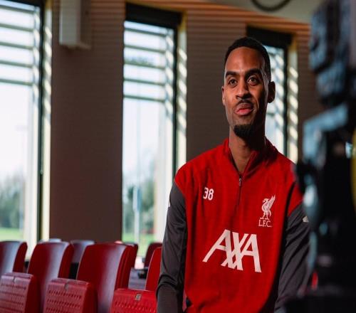 赫拉芬贝赫：续约决定很容易做出我感到俱乐部和主帅的信任